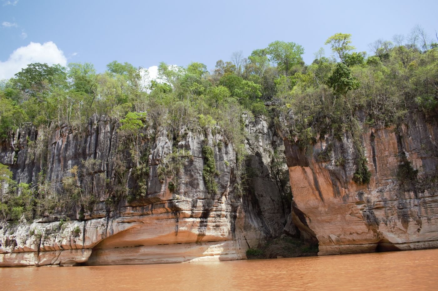 Les gorges du Manambolo, à l’entrée des Tsingy