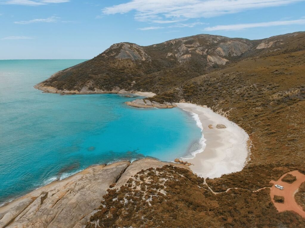 Crique turquoise sauvage des Trois Baies, près de Diego-Suarez